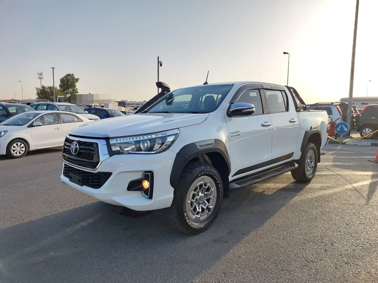 TOYOTA Hilux