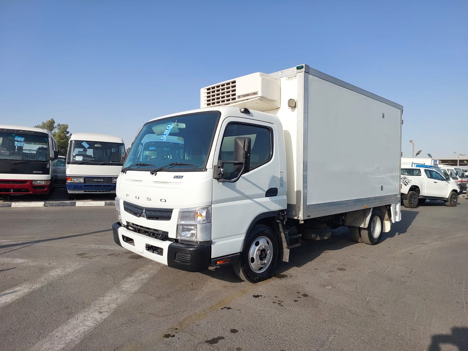 MITSUBISHI Canter