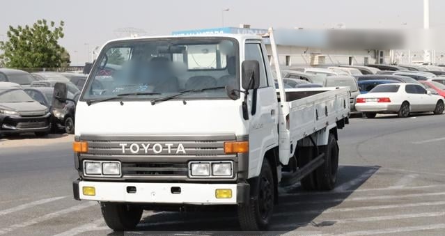 TOYOTA Dyna