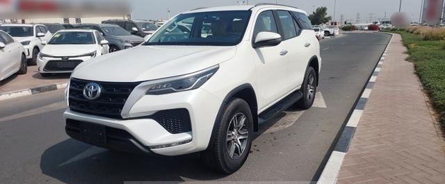 TOYOTA Fortuner