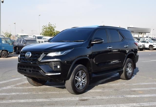 TOYOTA Fortuner