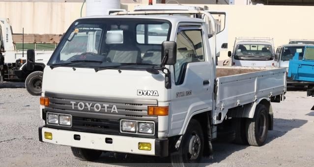 TOYOTA Dyna