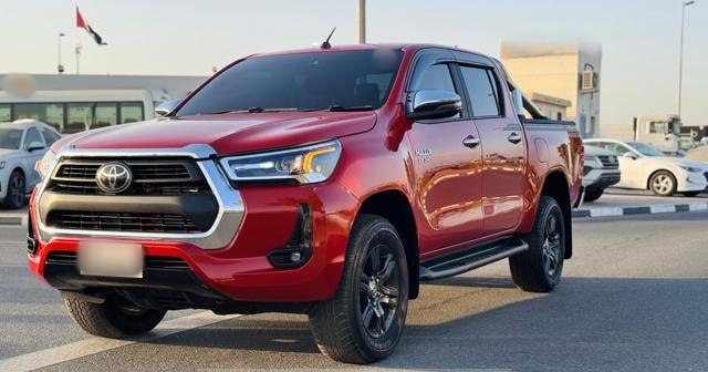 TOYOTA Hilux